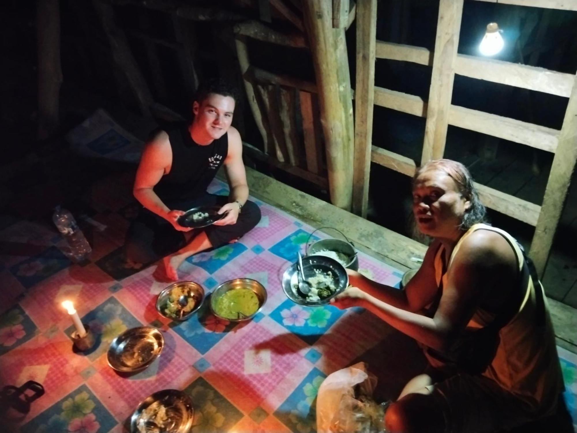 Jhony'S Backpacker-Guest House Only Stay Here Book Treking With Us Bukit Lawang Ngoại thất bức ảnh