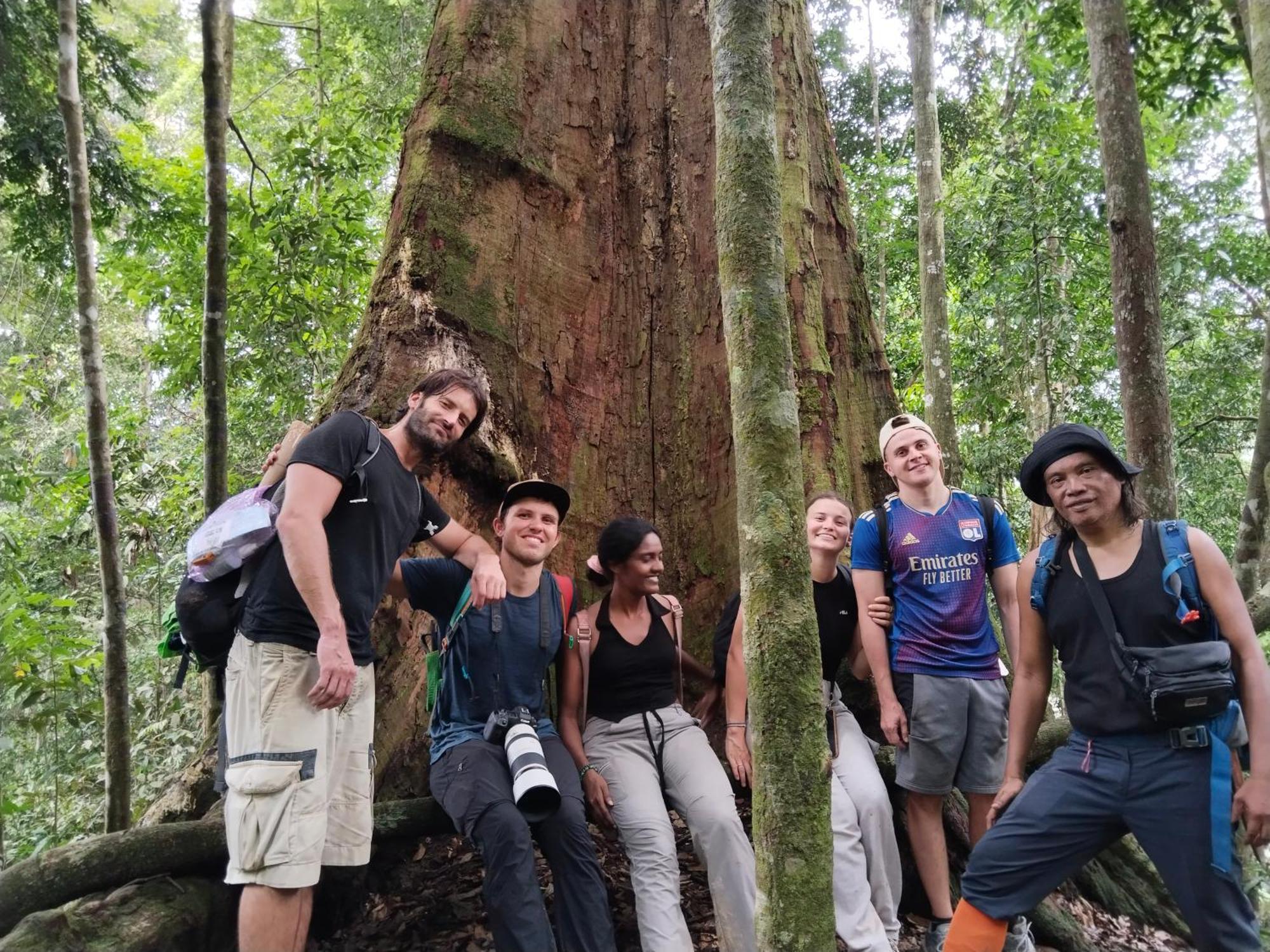 Jhony'S Backpacker-Guest House Only Stay Here Book Treking With Us Bukit Lawang Ngoại thất bức ảnh