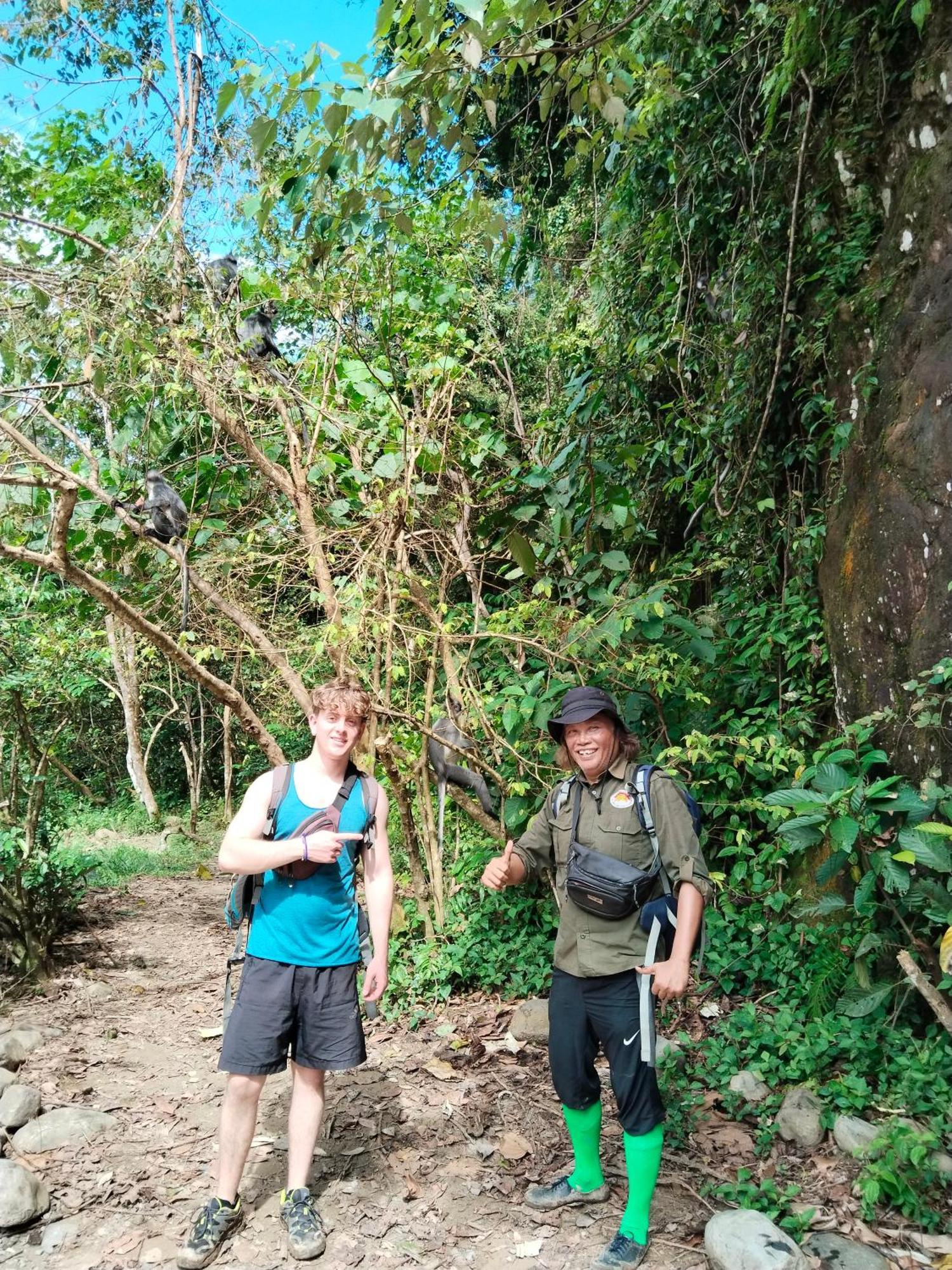 Jhony'S Backpacker-Guest House Only Stay Here Book Treking With Us Bukit Lawang Ngoại thất bức ảnh